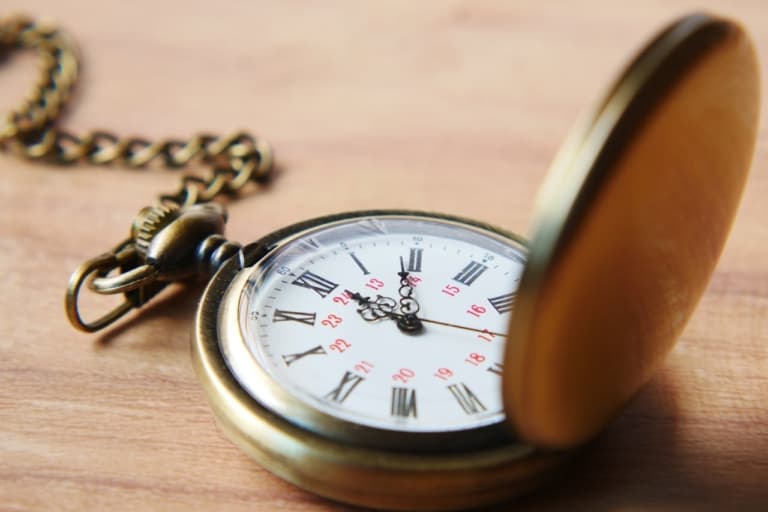 What You Need to Know Before Selling Your Gold Jewellery: Essential Tips for a Profitable Sale
